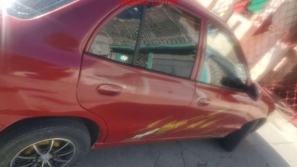 Hyundai 1995 - Imagen 4